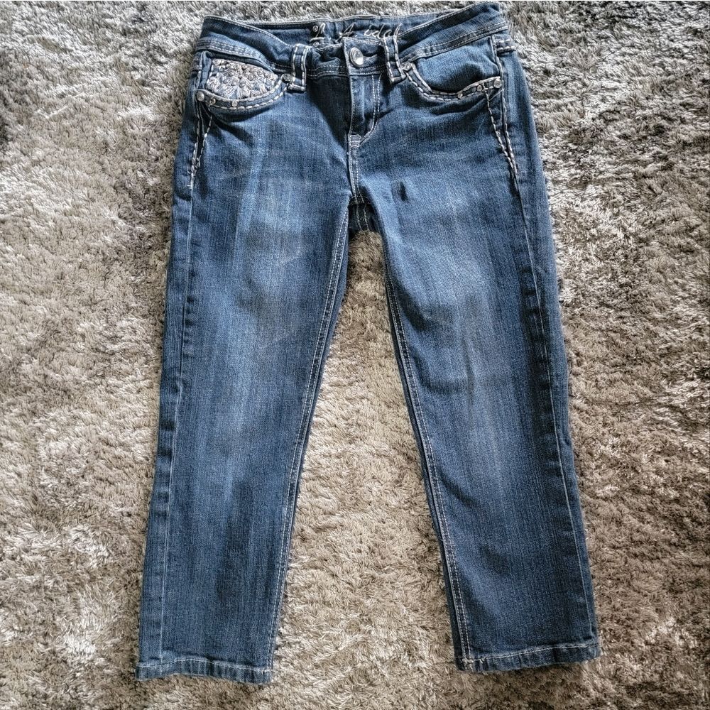 LA Idol Capri Pants Medium Wash Denim Juniors Size 5